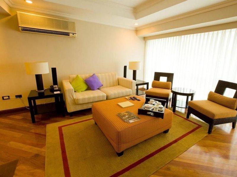 Fraser Place Manila Makati City Exterior photo
