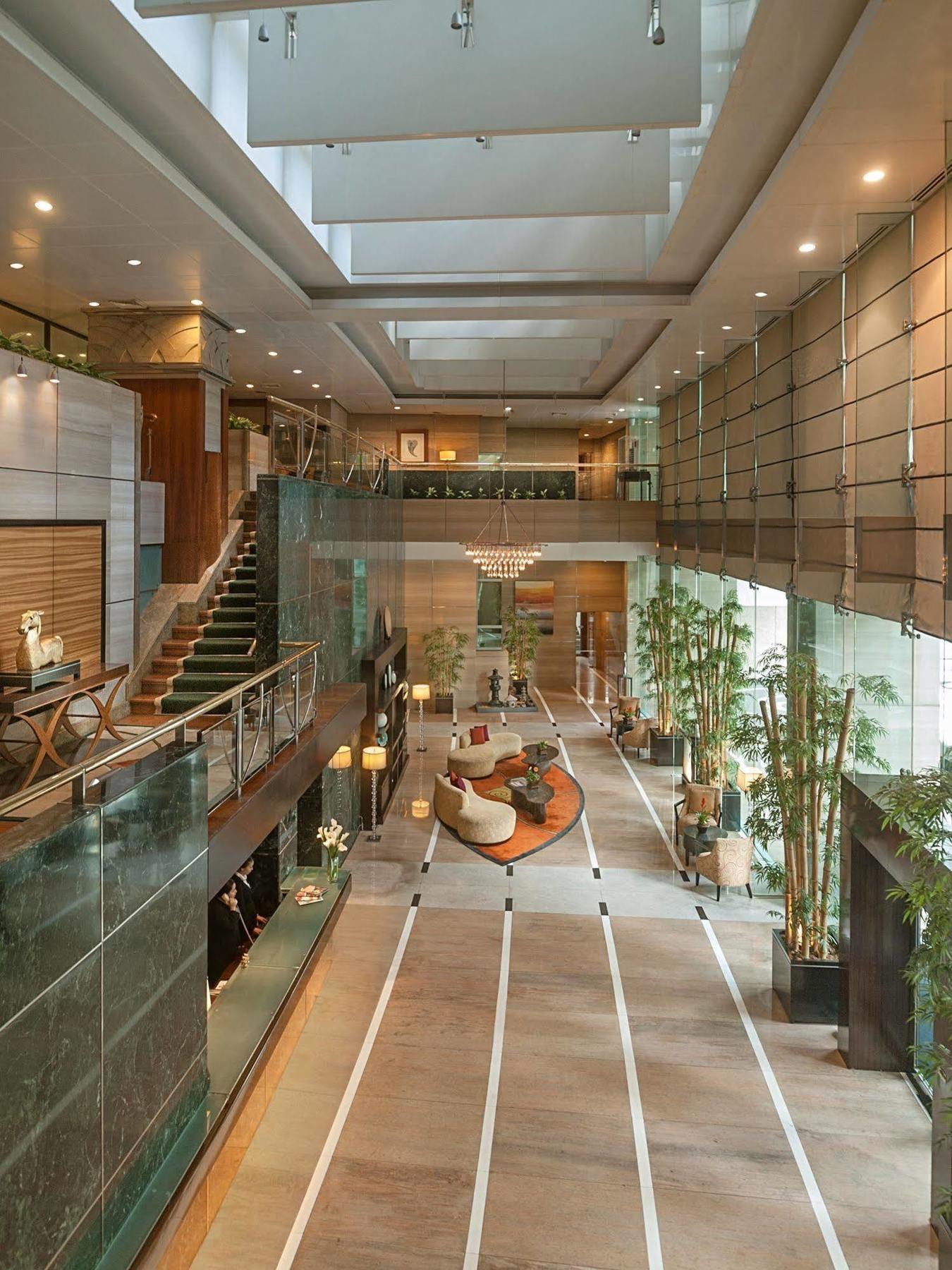 Fraser Place Manila Makati City Exterior photo